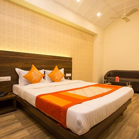 Oyo 7156 Hill View Residency Hotel Navi Mumbai Buitenkant foto