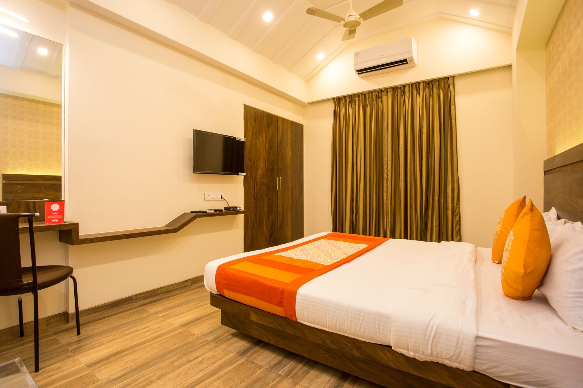 Oyo 7156 Hill View Residency Hotel Navi Mumbai Buitenkant foto
