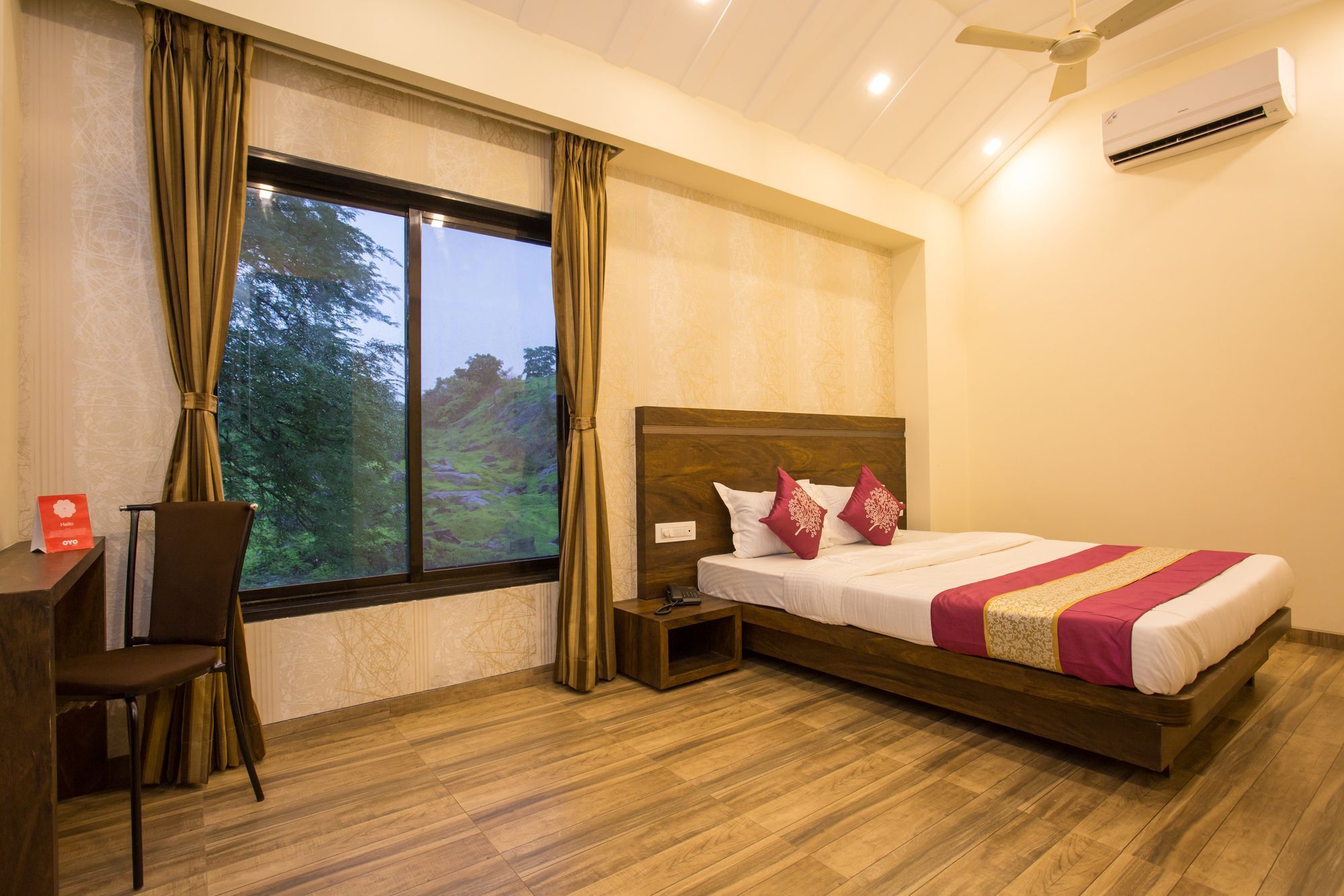 Oyo 7156 Hill View Residency Hotel Navi Mumbai Buitenkant foto