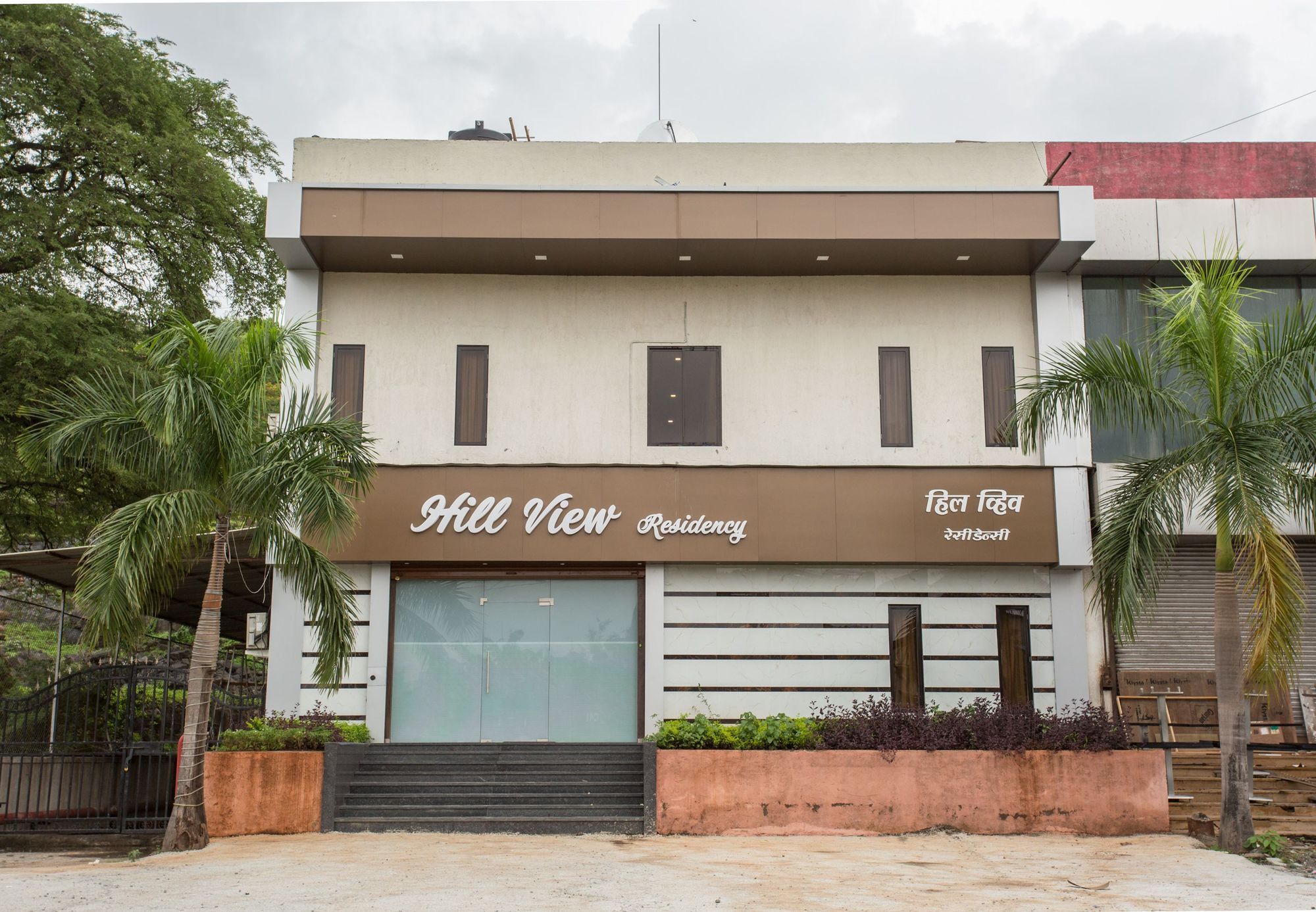 Oyo 7156 Hill View Residency Hotel Navi Mumbai Buitenkant foto