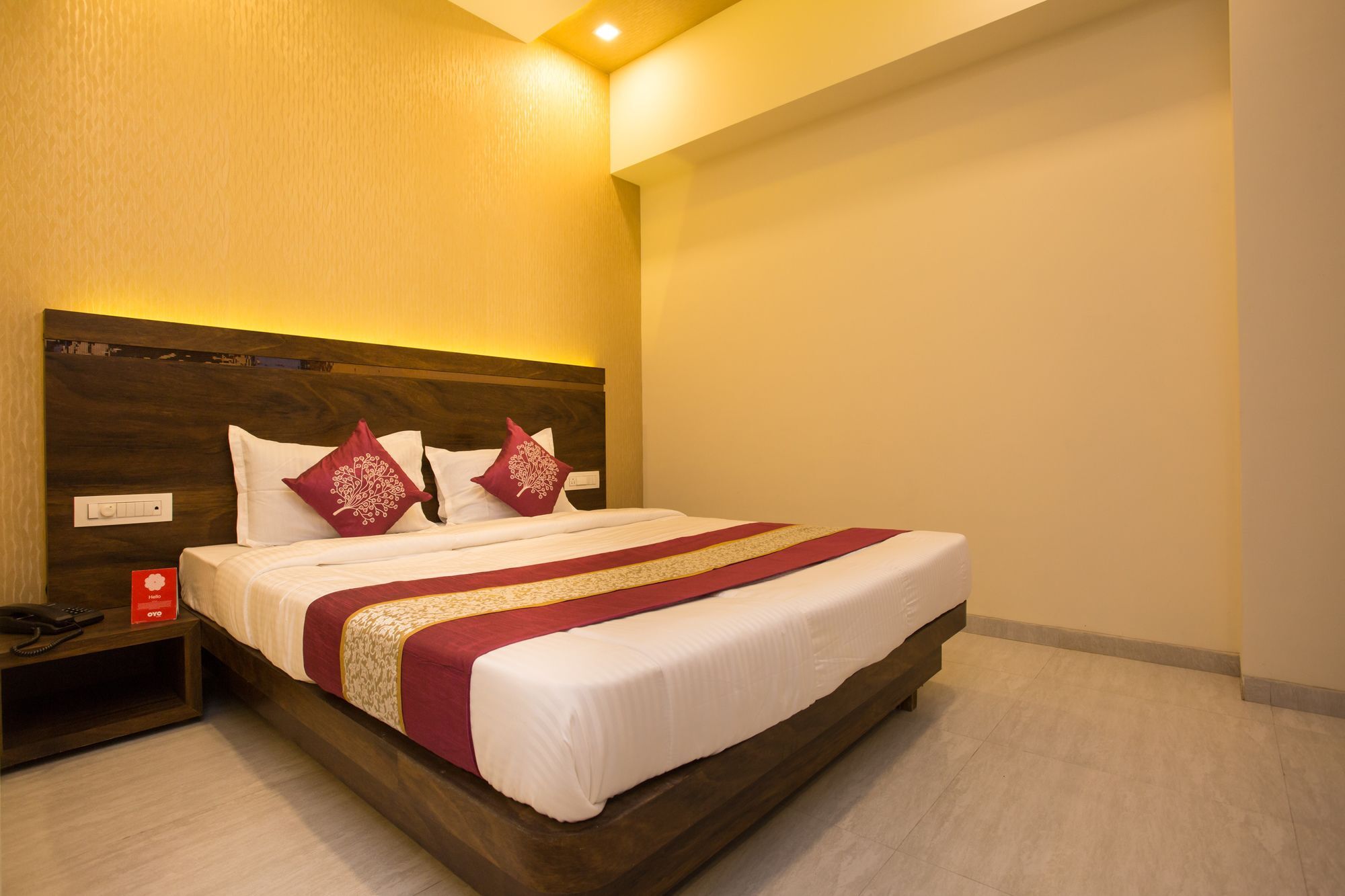 Oyo 7156 Hill View Residency Hotel Navi Mumbai Buitenkant foto